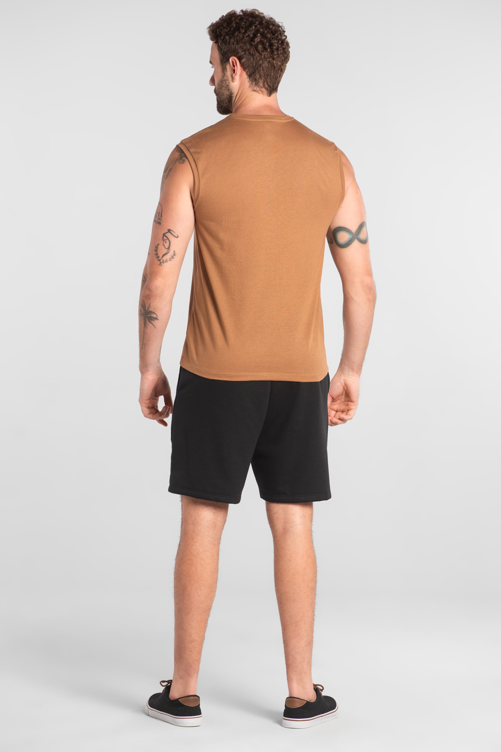 Regata Masculina em Meia Malha (Marrom) Just Basic - Imagem 6